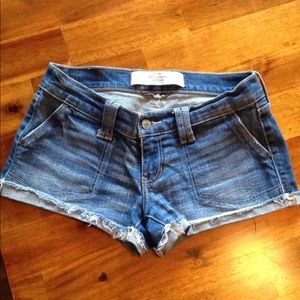 Fray Cut Denim Jean shorts
